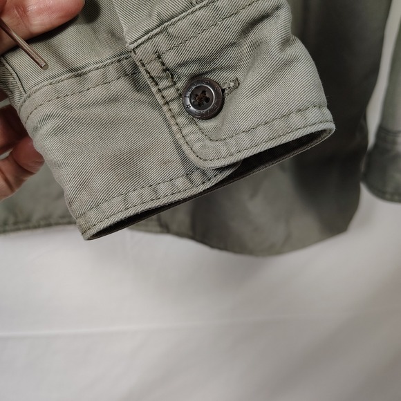 Levi's Shacket‎ Mens L Sherpa Lined Button Up Olive Green Pockets Faded Distress - Picture 6 of 16